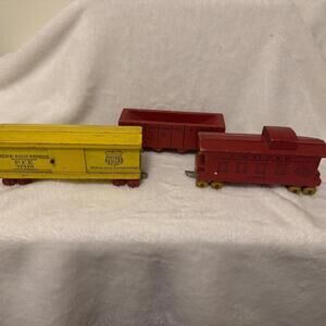 Train Pull Along Cars Vintage. Pacific Fruit.